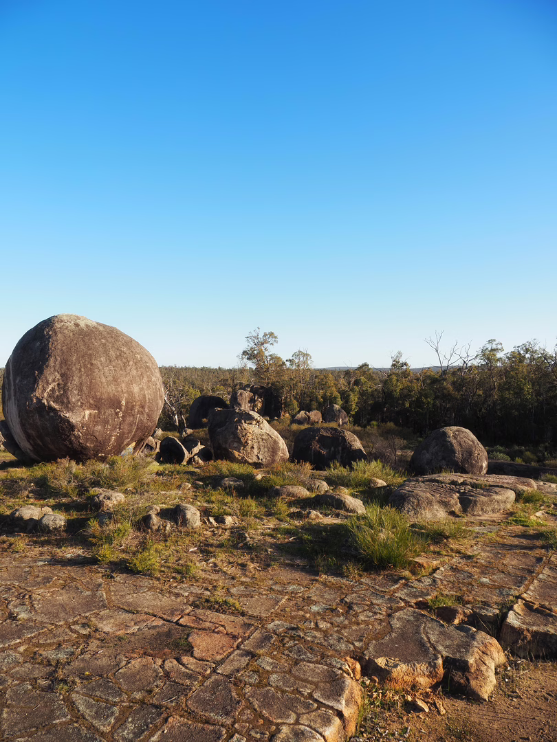 The big boulder, with other boulders in the background